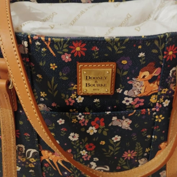💖FIRM! NWT DISNEY PARKS COLLECTION X DOONEY AND BOURKE 2023 BAMBI FLORAL TOTE - Picture 2 of 13